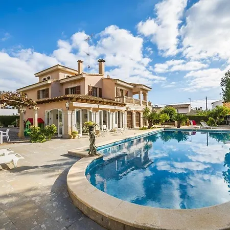 Casa Pou Holiday home *