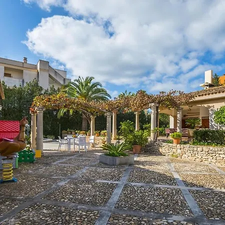 Casa Pou *